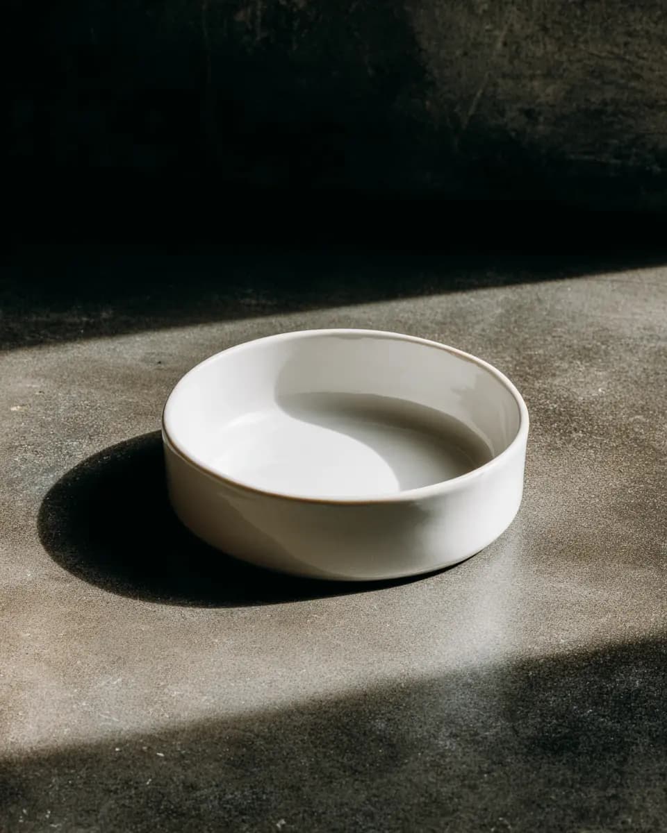 No. 03 Shallow Dish — White porcelain